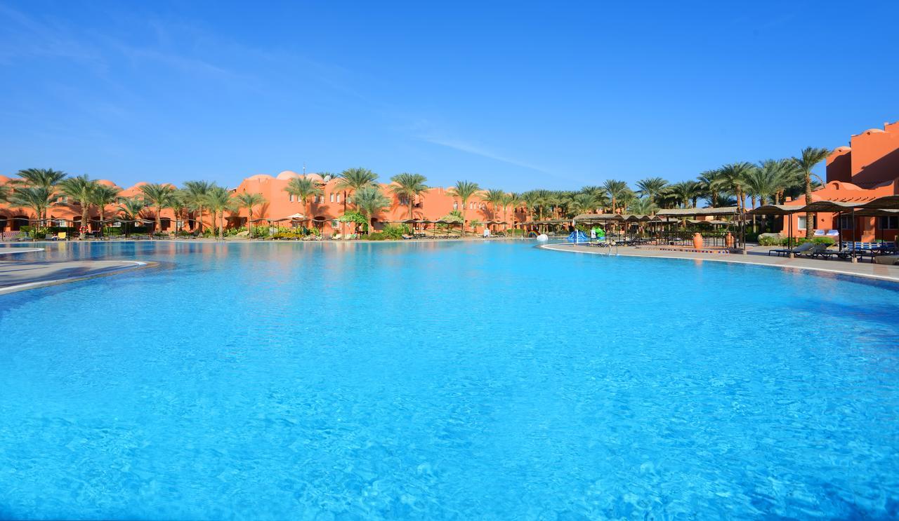 Отель Jaz Makadi Oasis Club Экстерьер фото