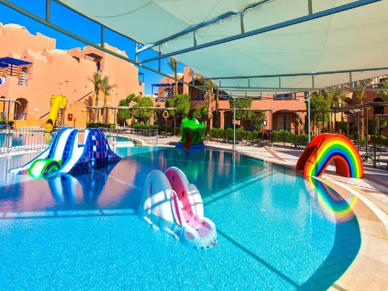 Отель Jaz Makadi Oasis Club Экстерьер фото